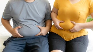 homme femme gros ventre