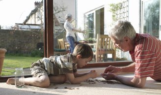 Retraité qui cherche des informations sur la déduction fiscale de sa mutuelle