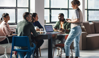 salariés qui prennent soin de leur santé mentale en entreprise